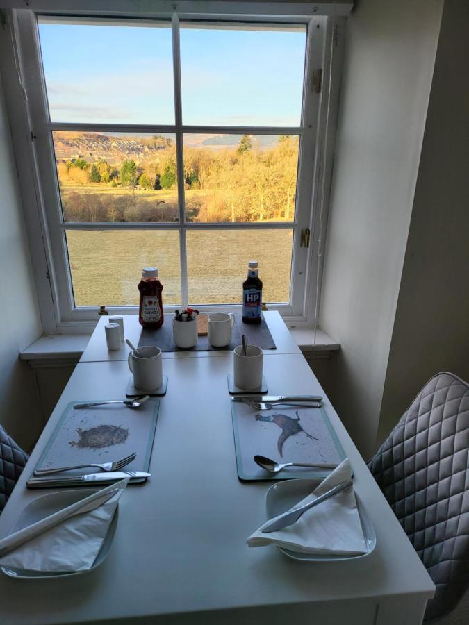 Langhouse Castle Bed And Breakfast Inverkip エクステリア 写真