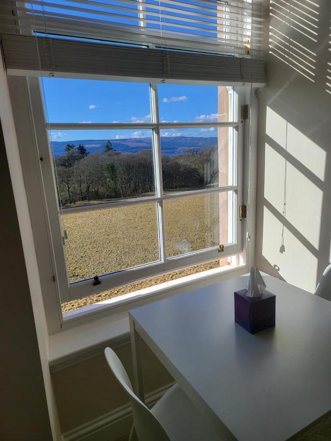 Langhouse Castle Bed And Breakfast Inverkip エクステリア 写真