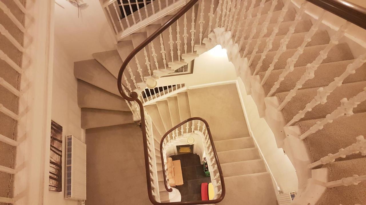 Langhouse Castle Bed And Breakfast Inverkip エクステリア 写真